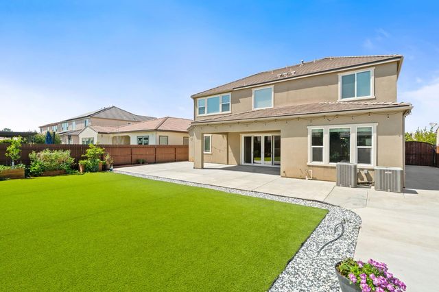 3264 Quincy Avenue, Clovis, CA 93619