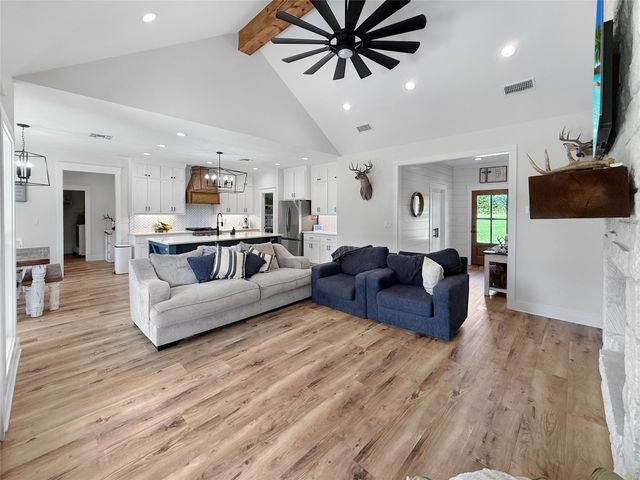3235 N Fm 312, Winnsboro, TX 75494