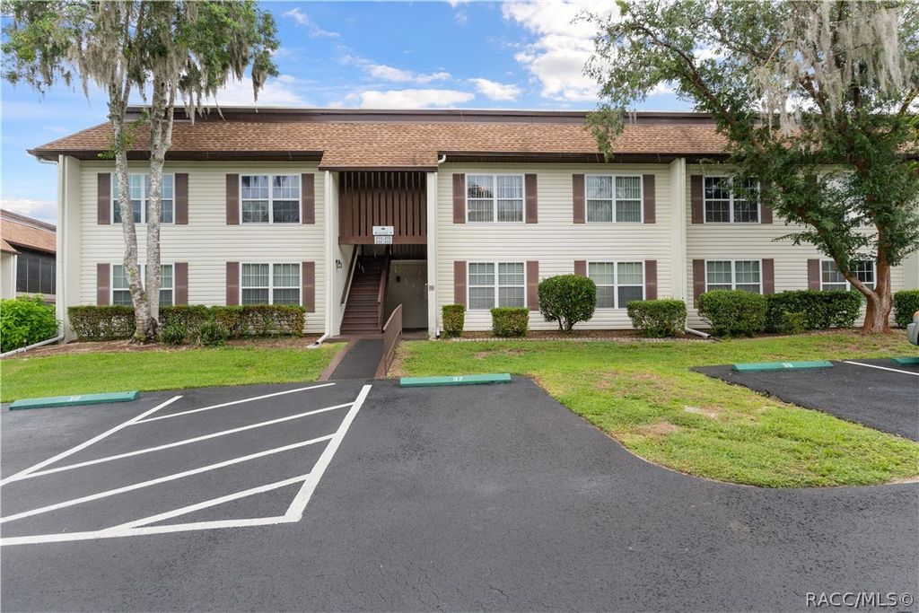 2400 Forest Drive 252, Inverness, FL 34453