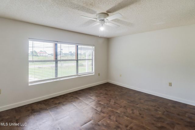 6909 Elder Ferry Road, Moss Point, MS 39563