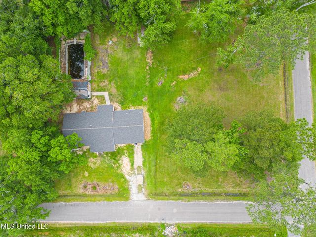 6909 Elder Ferry Road, Moss Point, MS 39563
