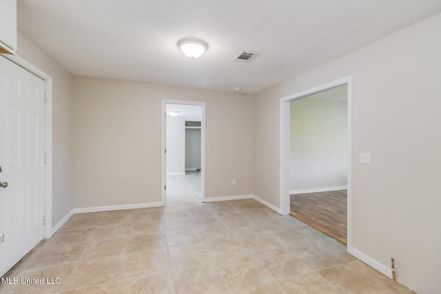6909 Elder Ferry Road, Moss Point, MS 39563