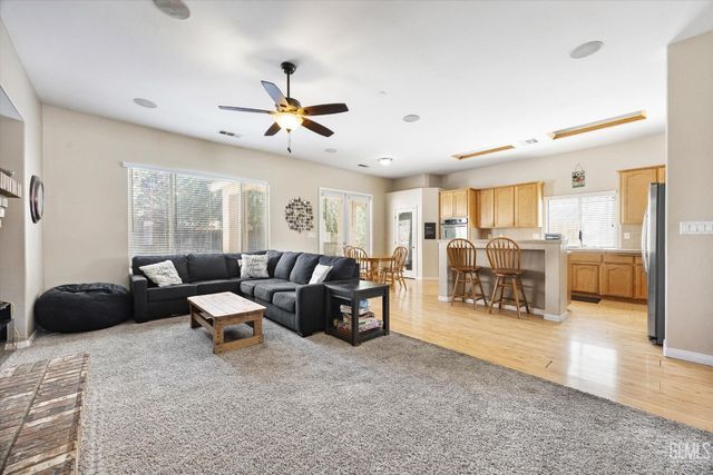 11213 Vista Del Christo Drive, Bakersfield, CA 93311