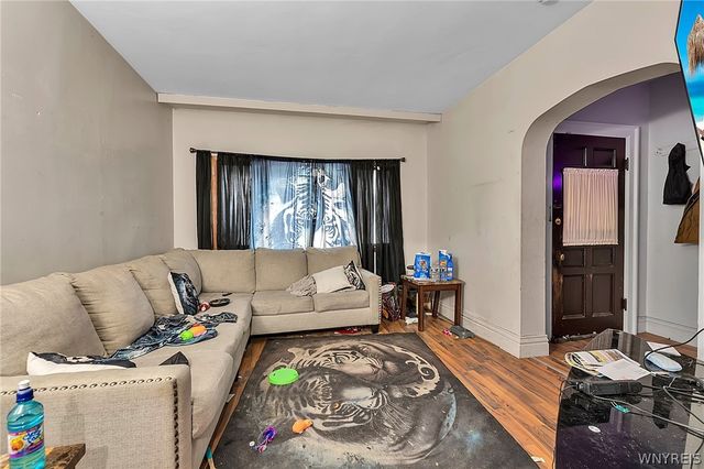 408 East Utica Street N, Buffalo, NY 14208