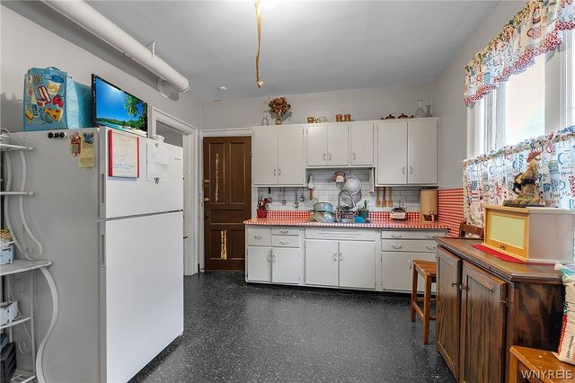 408 East Utica Street N, Buffalo, NY 14208