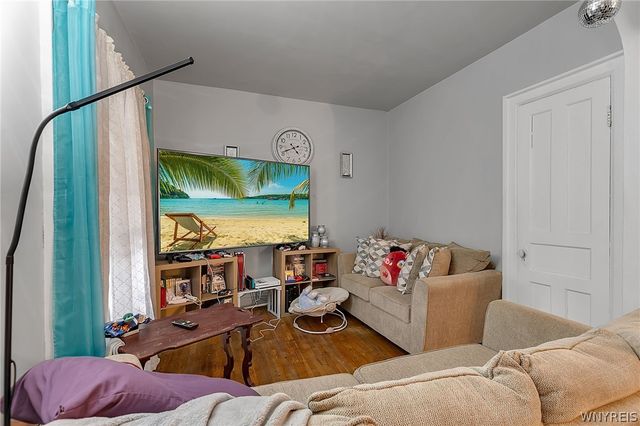 408 East Utica Street N, Buffalo, NY 14208