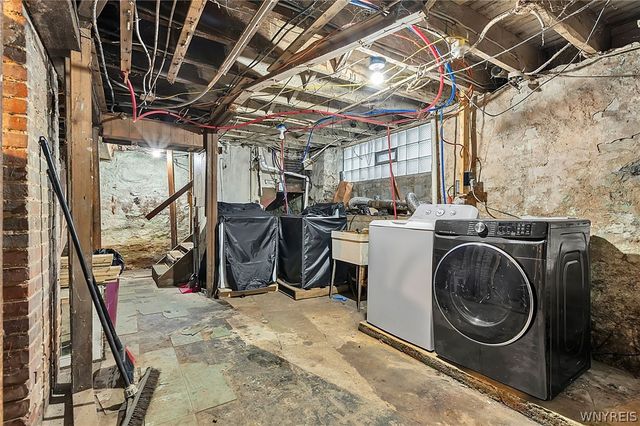 408 East Utica Street N, Buffalo, NY 14208