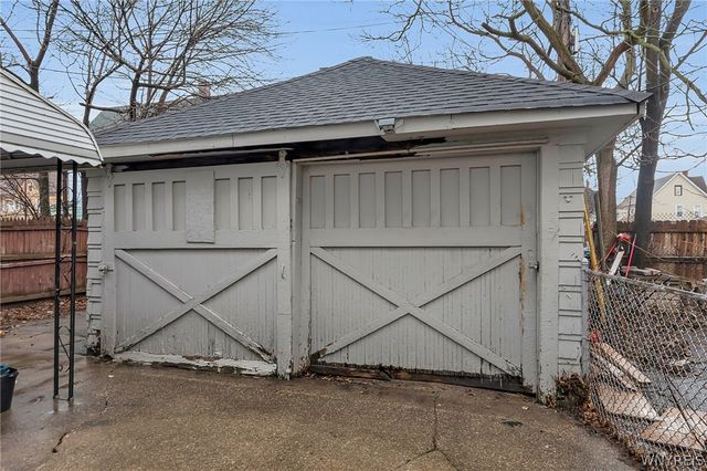 408 East Utica Street N, Buffalo, NY 14208