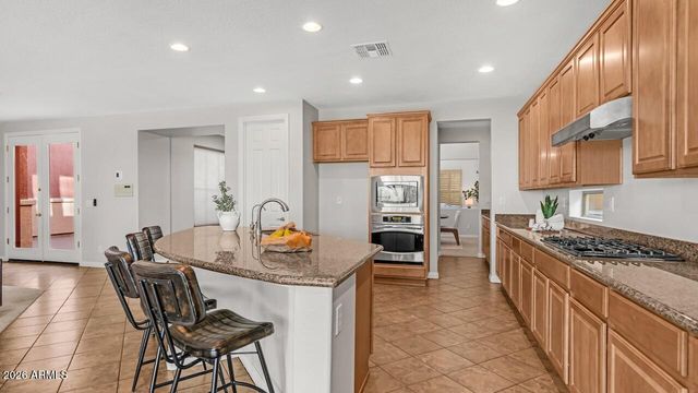 2331 W TWAIN Drive, Anthem, AZ 85086