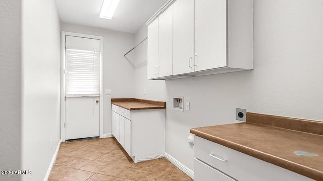 2331 W TWAIN Drive, Anthem, AZ 85086