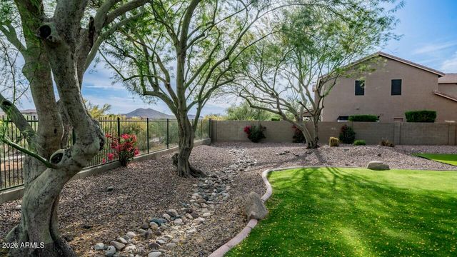 2331 W TWAIN Drive, Anthem, AZ 85086