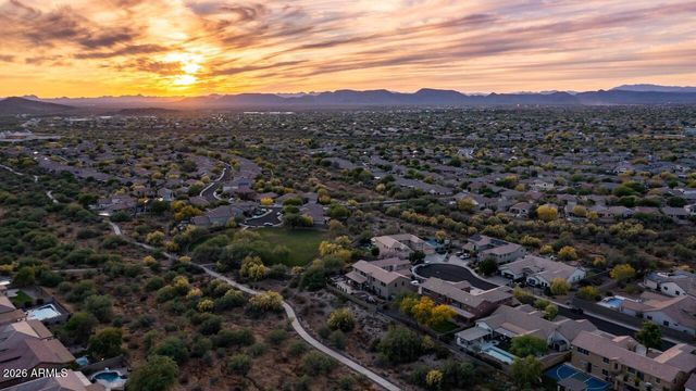 2331 W TWAIN Drive, Anthem, AZ 85086