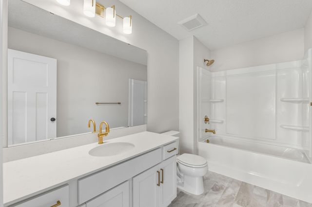 1692 Langston Avenue NE, Saint Michael, MN 55376