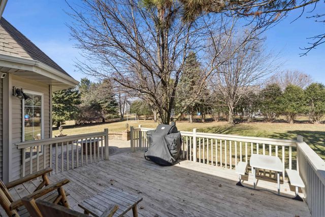 3023 Wellington Drive, Cedar Falls, IA 50613