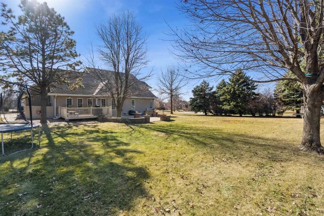 3023 Wellington Drive, Cedar Falls, IA 50613