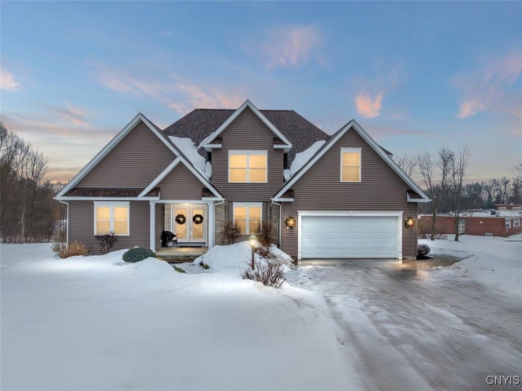 116 Trails Crossing, Whitestown, NY 13492