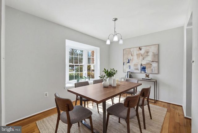 6404 BLARNEY STONE CT, Springfield, VA 22152