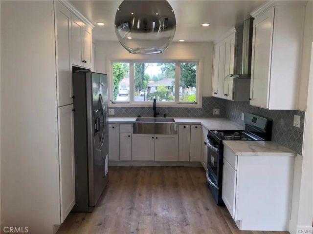 23142 Dolorosa, Woodland Hills, CA 91367