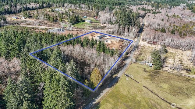 11 W Highland Y Road, Shelton, WA 98584