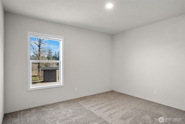 11 W Highland Y Road, Shelton, WA 98584