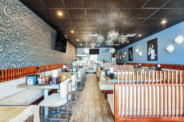 16772 sw 88 st, Miami, FL 33196