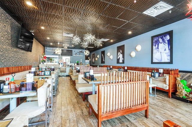 16772 sw 88 st, Miami, FL 33196