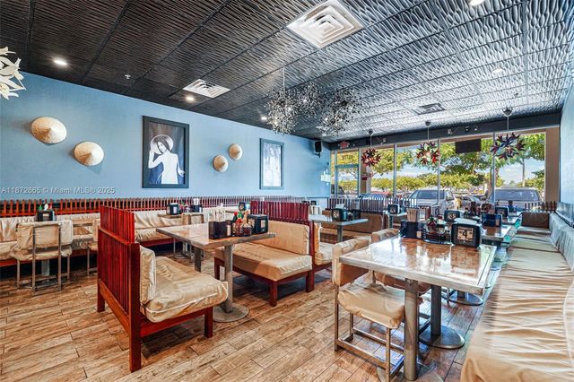 16772 sw 88 st, Miami, FL 33196