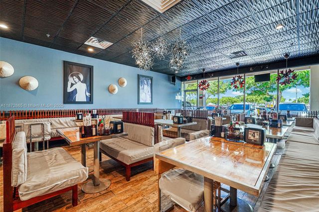 16772 sw 88 st, Miami, FL 33196