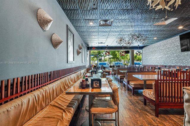 16772 sw 88 st, Miami, FL 33196