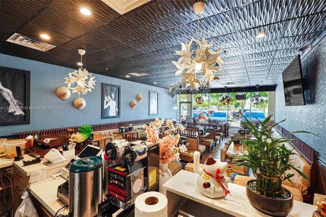 16772 sw 88 st, Miami, FL 33196