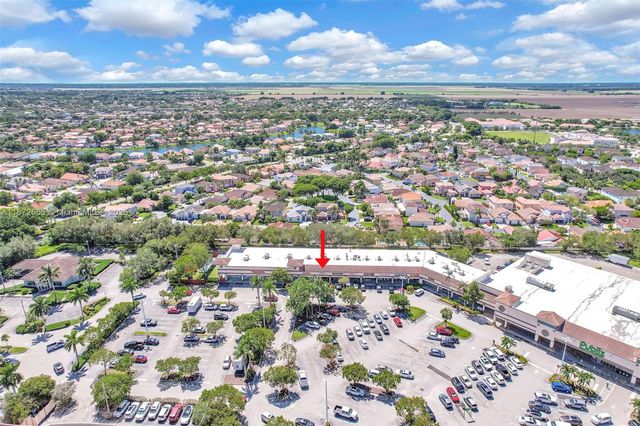 16772 sw 88 st, Miami, FL 33196