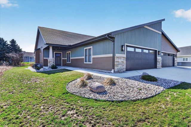 3751 Newcastle Drive, Janesville, WI 53546