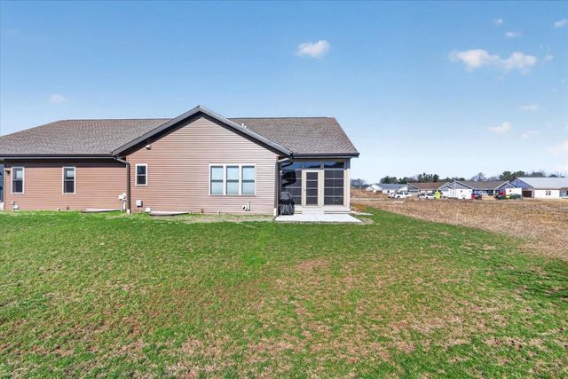 3751 Newcastle Drive, Janesville, WI 53546