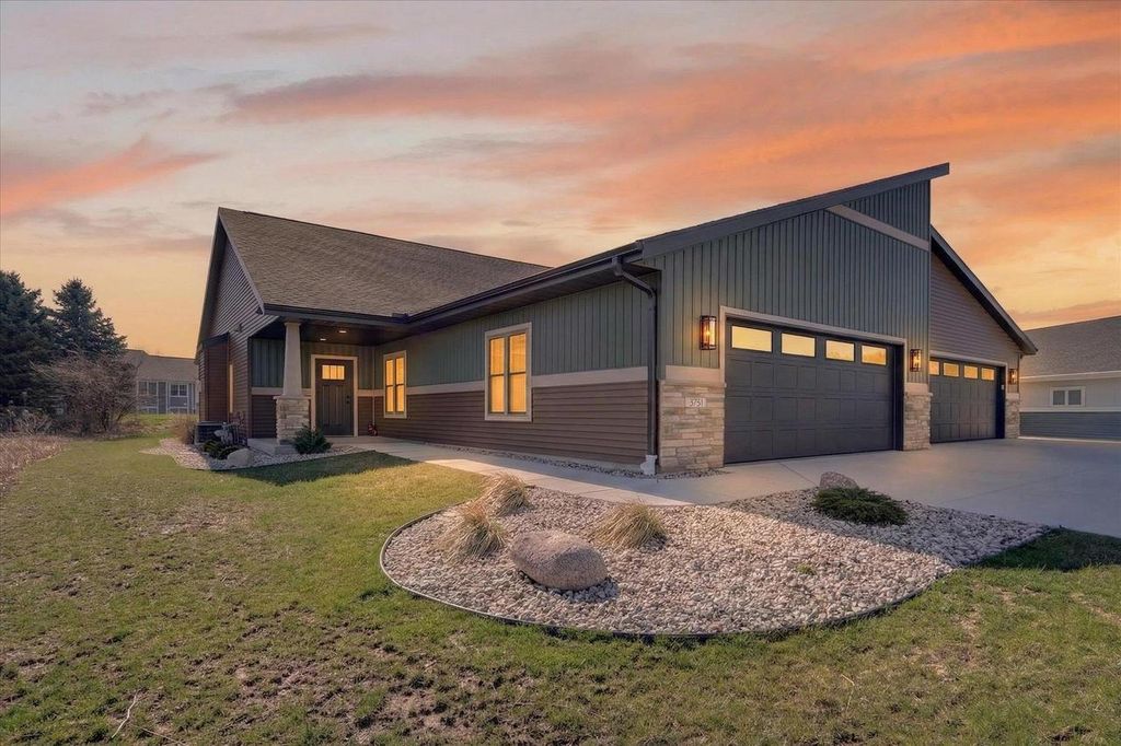 3751 Newcastle Drive, Janesville, WI 53546