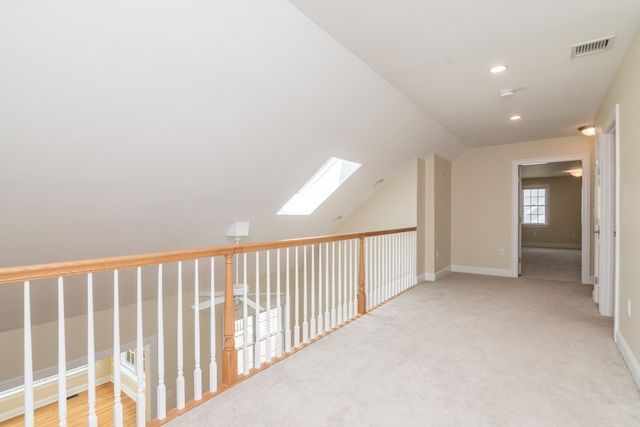 20 Bridge Rd 33, Northampton, MA 01062
