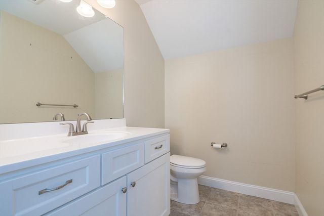 20 Bridge Rd 33, Northampton, MA 01062