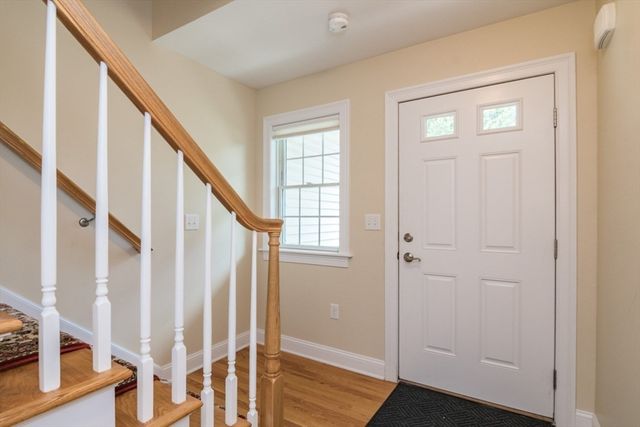 20 Bridge Rd 33, Northampton, MA 01062