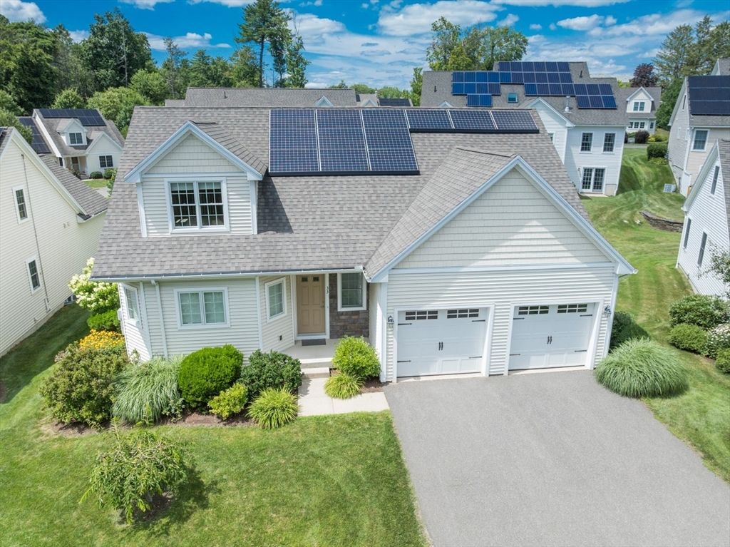 20 Bridge Rd 33, Northampton, MA 01062