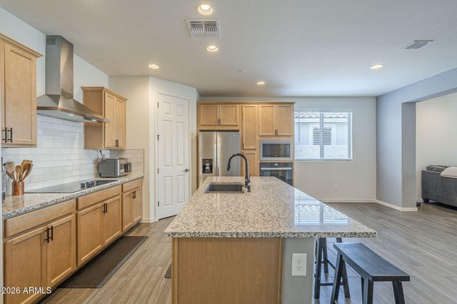 17618 W MEDLOCK Drive, Litchfield Park, AZ 85340