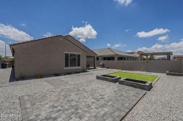 17618 W MEDLOCK Drive, Litchfield Park, AZ 85340