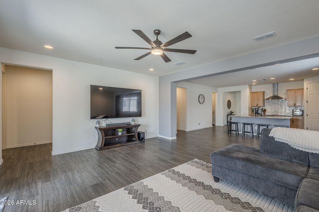 17618 W MEDLOCK Drive, Litchfield Park, AZ 85340