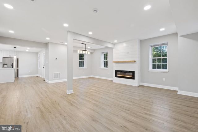 8109 OLD HAGERSTOWN RD, Middletown, MD 21769