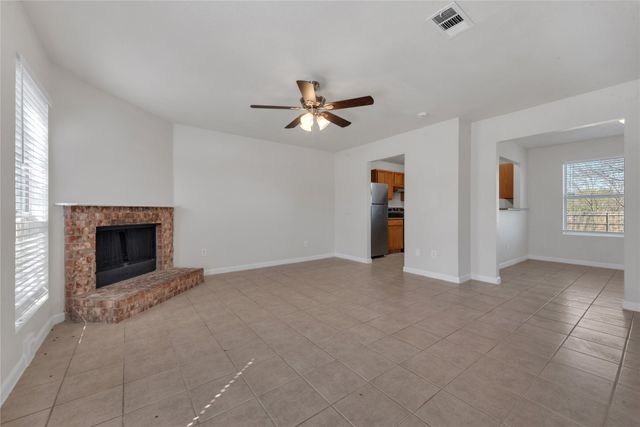 3113 Autumn Run Drive, Forest Hill, TX 76140