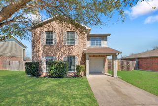 3113 Autumn Run Drive, Forest Hill, TX 76140