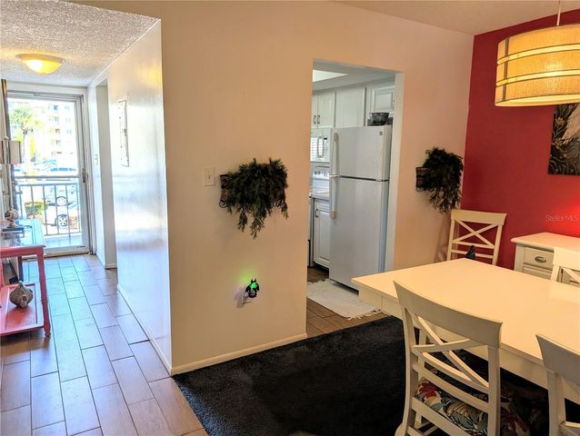 3562 LAKE BAYSHORE DRIVE Unit K-202, Bradenton, FL 34205