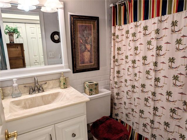 3562 LAKE BAYSHORE DRIVE Unit K-202, Bradenton, FL 34205