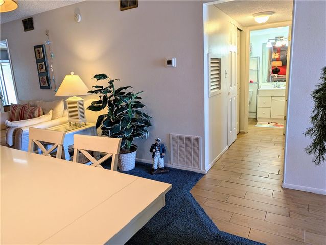 3562 LAKE BAYSHORE DRIVE Unit K-202, Bradenton, FL 34205