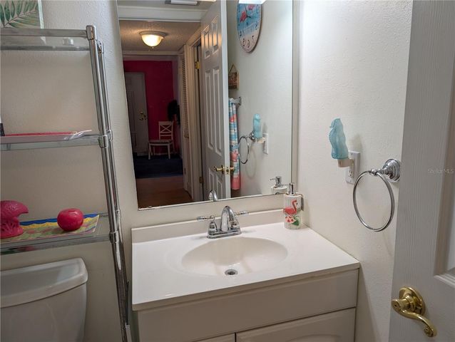 3562 LAKE BAYSHORE DRIVE Unit K-202, Bradenton, FL 34205