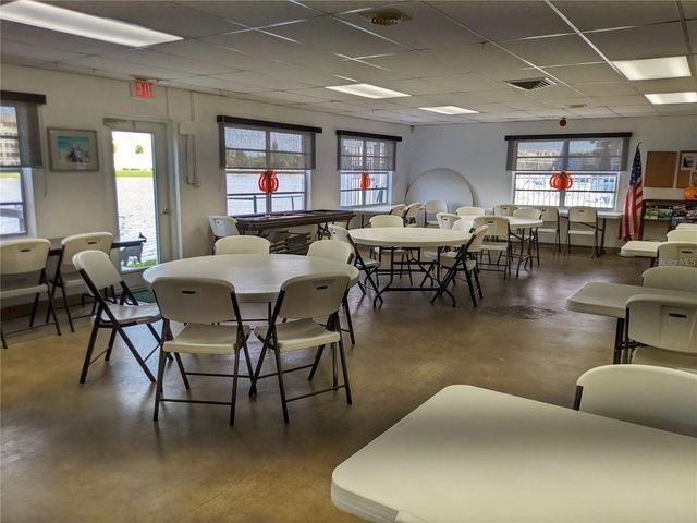 3562 LAKE BAYSHORE DRIVE Unit K-202, Bradenton, FL 34205