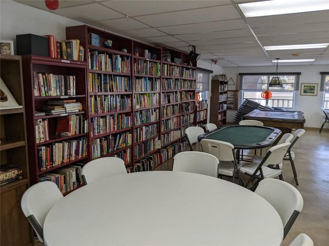 3562 LAKE BAYSHORE DRIVE Unit K-202, Bradenton, FL 34205